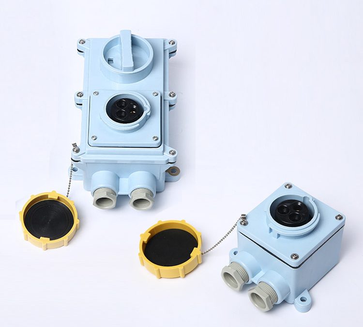 IEC Marine Watertight Socket